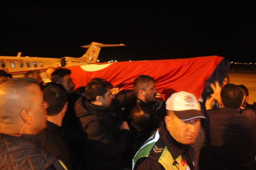 Polonya’da Öldürülen Furkan’ın Cenazesi Konya’ya Getirildi 1