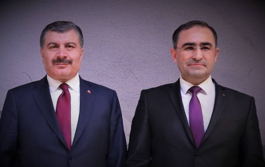 Karaman'ı Temsil Eden Başarılı Doktorlar Belgelerini Aldı 3