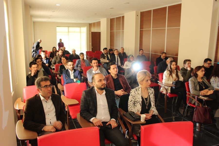 Karaman'da Dijital Dönüşüm, E-Ticaret ve E-İhracat Eğitimi'ne Yoğun İlgi 20