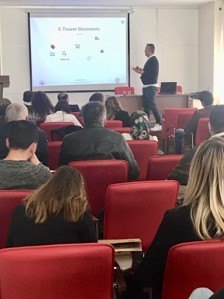 Karaman'da Dijital Dönüşüm, E-Ticaret ve E-İhracat Eğitimi'ne Yoğun İlgi 3