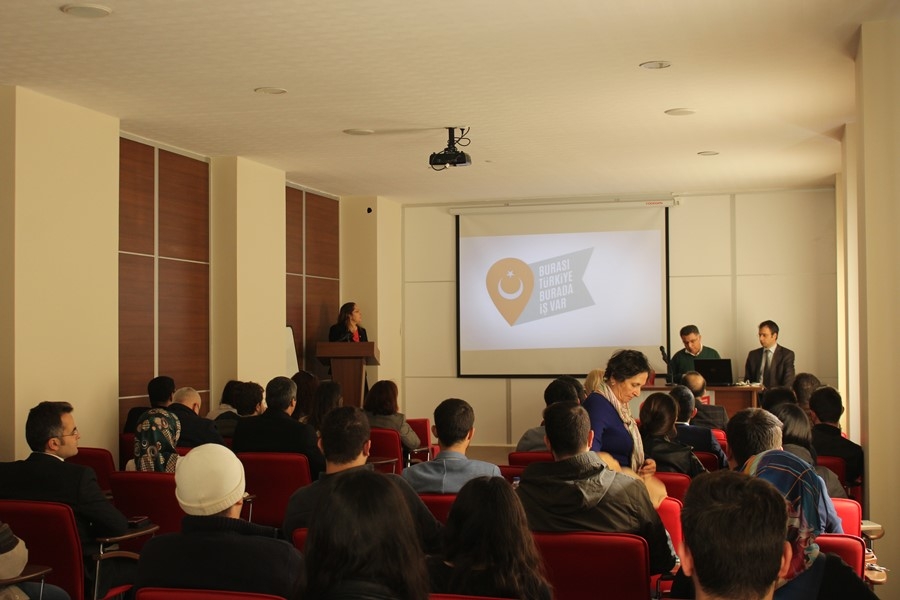 Karaman'da Dijital Dönüşüm, E-Ticaret ve E-İhracat Eğitimi'ne Yoğun İlgi 31