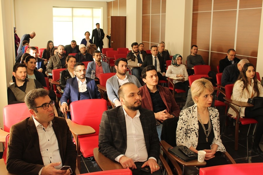 Karaman'da Dijital Dönüşüm, E-Ticaret ve E-İhracat Eğitimi'ne Yoğun İlgi 6