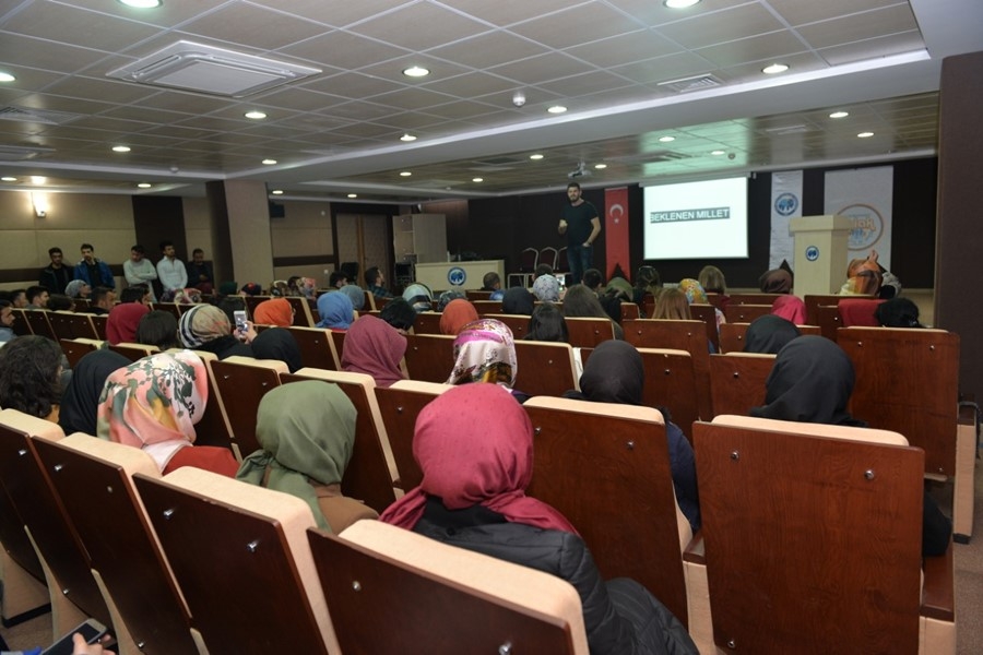 KMÜ'de Tuğrul Selmanoğlu Söyleşisi 4