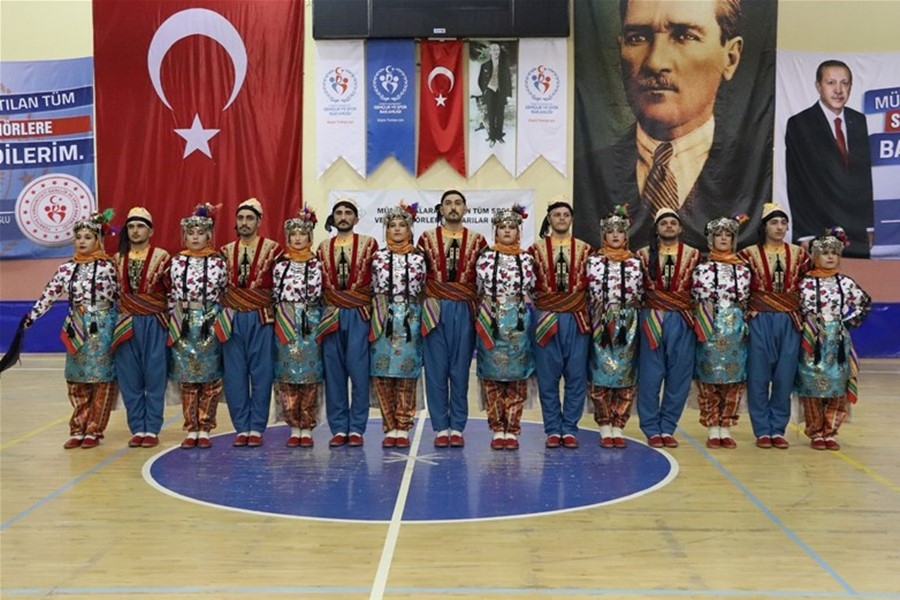 Karaman Halk Oyunları Yarışmaları İle Şenlendi 16