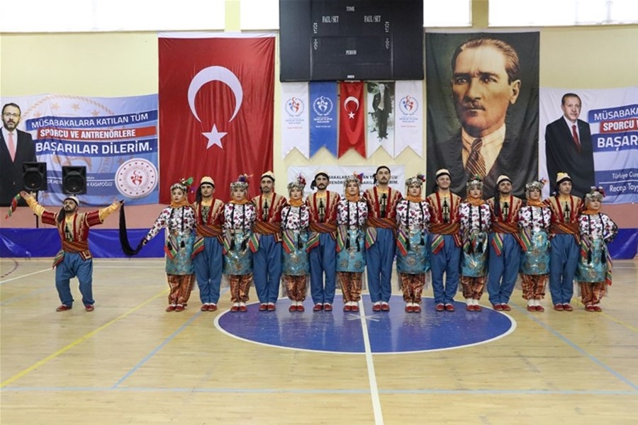 Karaman Halk Oyunları Yarışmaları İle Şenlendi 18