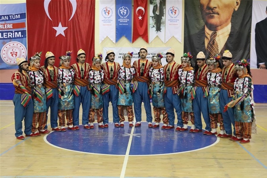 Karaman Halk Oyunları Yarışmaları İle Şenlendi 21