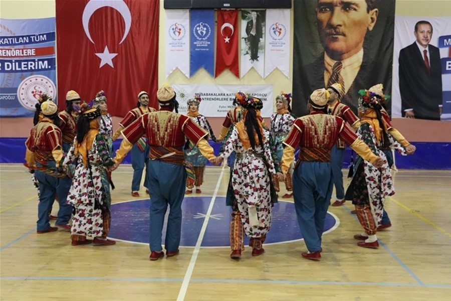 Karaman Halk Oyunları Yarışmaları İle Şenlendi 24