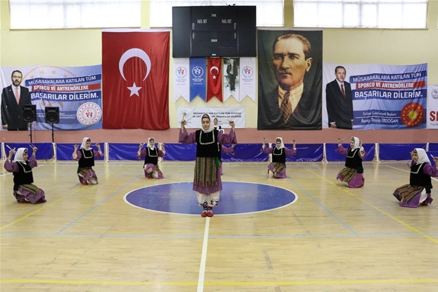 Karaman Halk Oyunları Yarışmaları İle Şenlendi 33