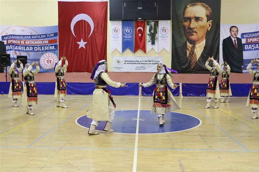 Karaman Halk Oyunları Yarışmaları İle Şenlendi 38