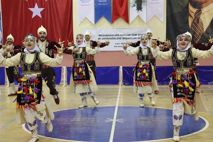 Karaman Halk Oyunları Yarışmaları İle Şenlendi 43