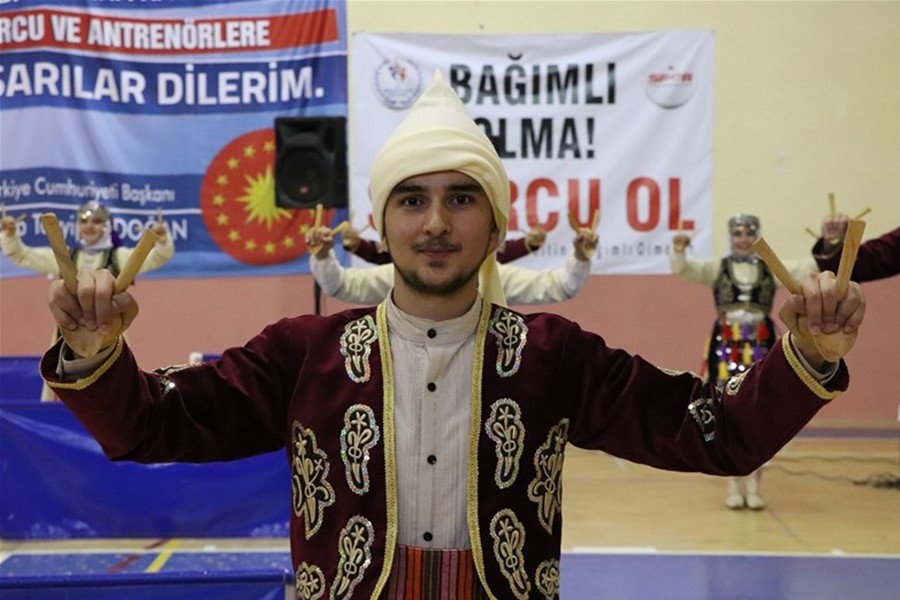 Karaman Halk Oyunları Yarışmaları İle Şenlendi 44