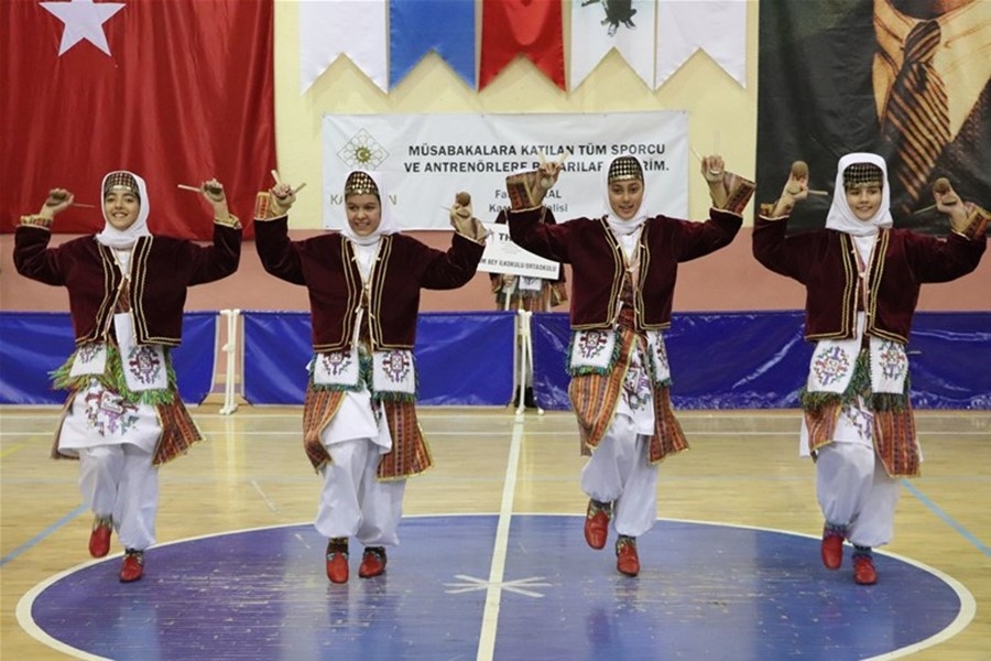 Karaman Halk Oyunları Yarışmaları İle Şenlendi 49