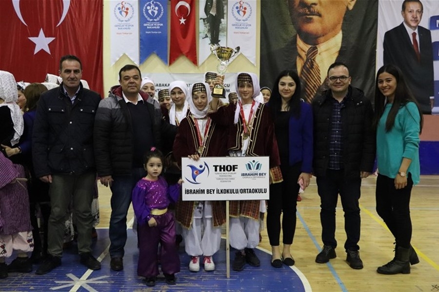 Karaman Halk Oyunları Yarışmaları İle Şenlendi 50