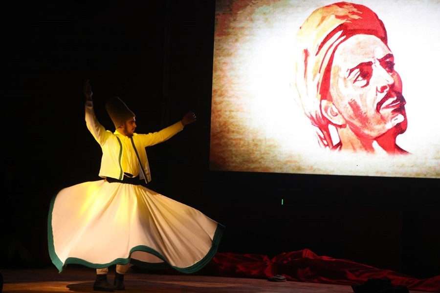 "Son Siper Çanakkale"Tiyatrosu Karaman'da Beğeniyle İzlendi 8