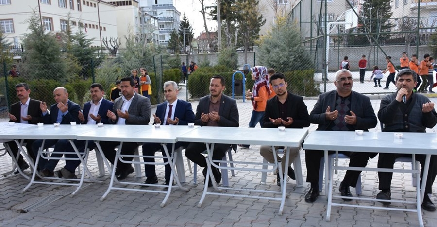 Karaman Kale İlkokulunda Şehitler İçin Lokma Dağıtıldı 3