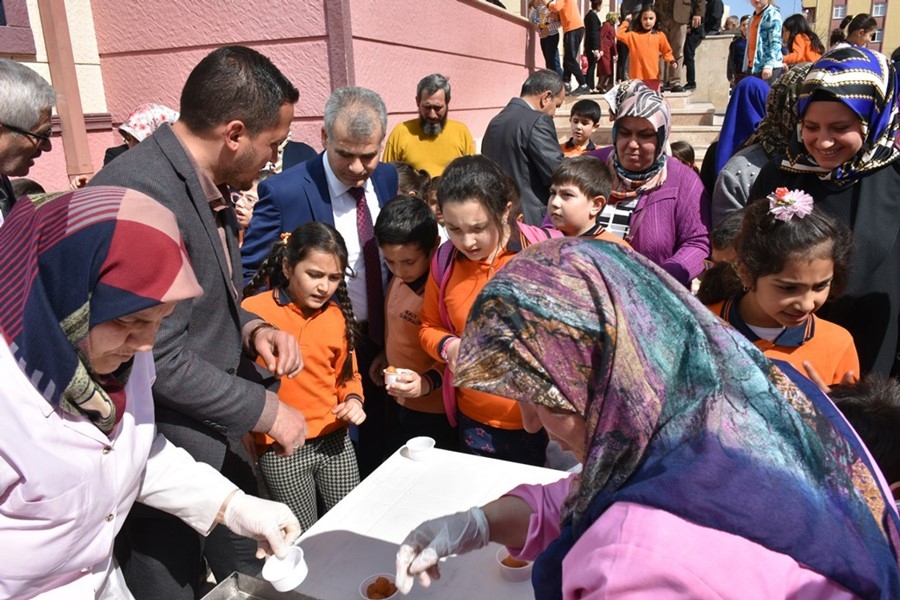 Karaman Kale İlkokulunda Şehitler İçin Lokma Dağıtıldı 5