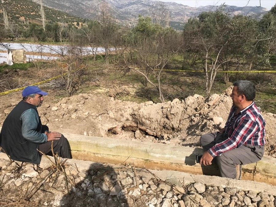 Karaman'da Kepçe İle Tarla Düzeltirken Tarihi Yapı Buldu 7