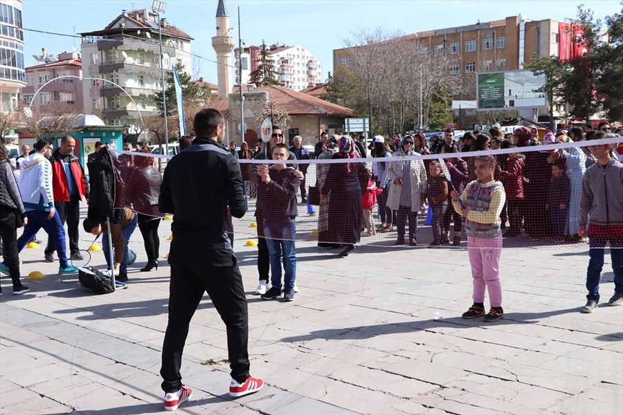 Karaman'da 21 Mart Dünya Down Sendromlu Farkındalık Yürüyüşü 13