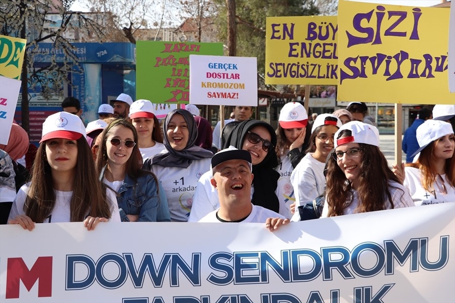 Karaman'da 21 Mart Dünya Down Sendromlu Farkındalık Yürüyüşü 2