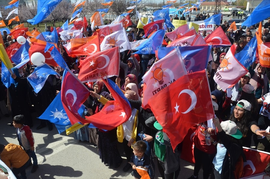 TBMM Plan ve Bütçe Komisyonu Başkanı Lütfi Elvan Karaman'da 6