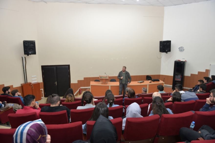 KMÜ'de "Tenten" Çizgi Filmi Ele Alındı 6