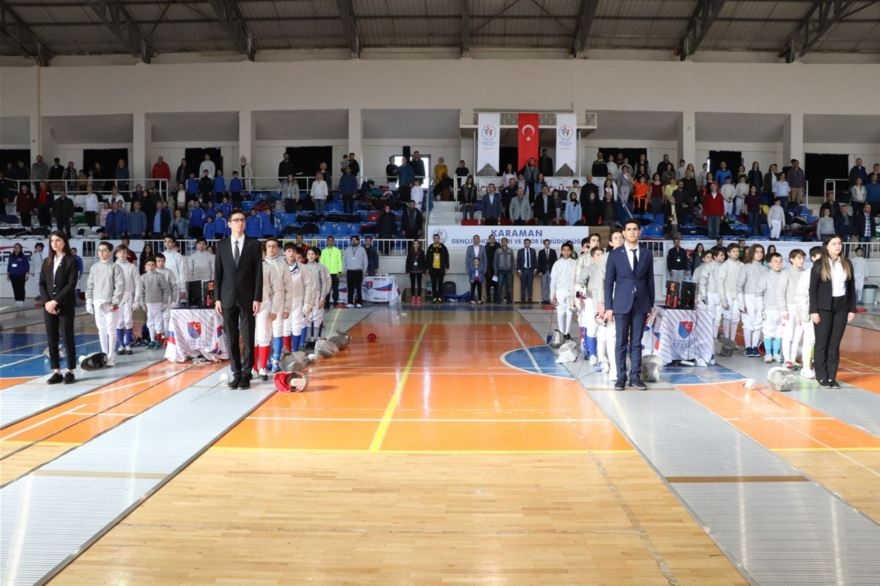 Karaman'da Açık Eskrim Turnuvası Başladı 3