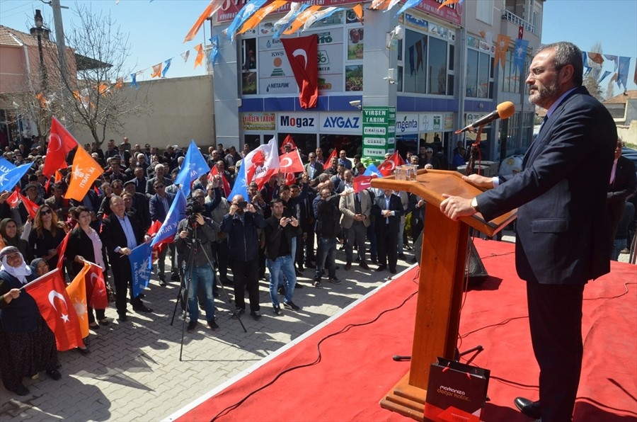 AK Parti Genel Başkan Yardımcısı Mahir Ünal Karaman'da 11