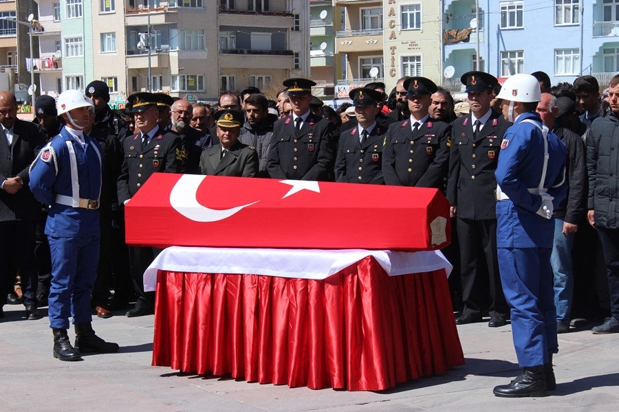 Karamanlı Asker Dualarla Son Yolculuğuna Uğurlandı 19