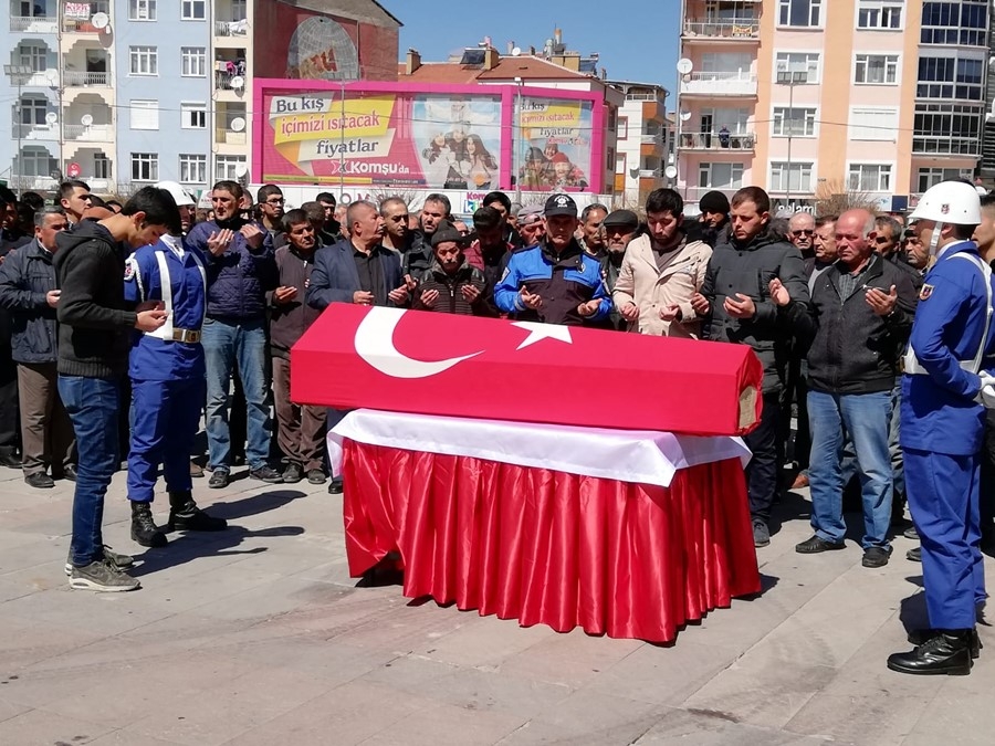 Karamanlı Asker Dualarla Son Yolculuğuna Uğurlandı 2