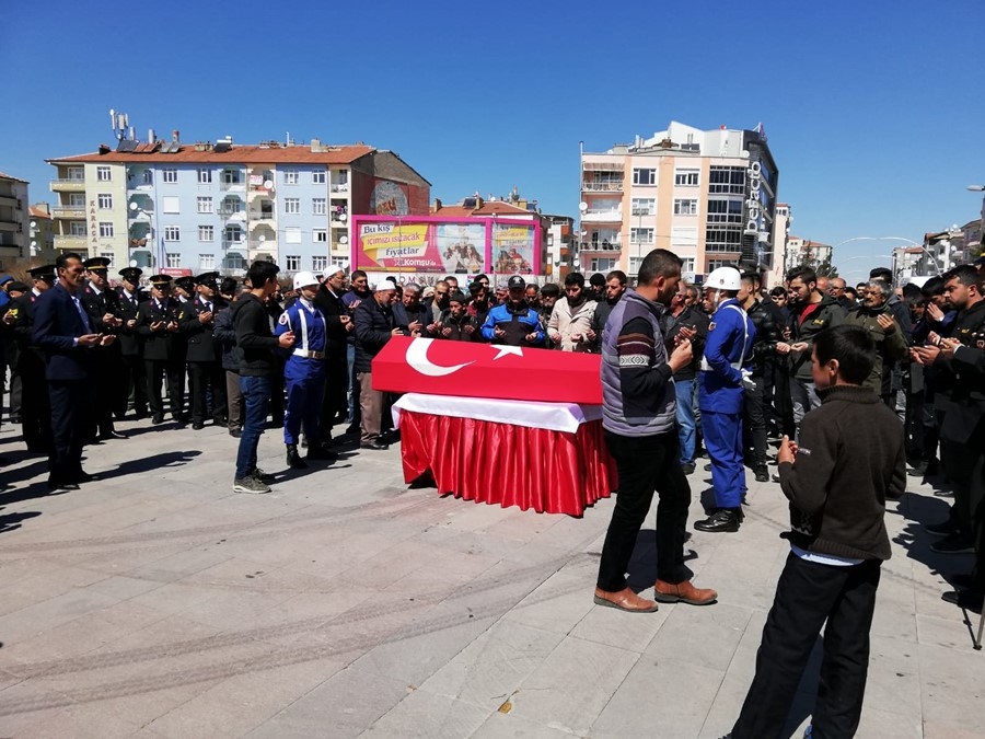 Karamanlı Asker Dualarla Son Yolculuğuna Uğurlandı 4