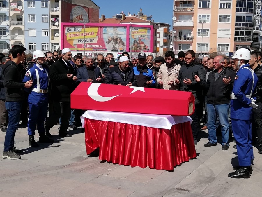 Karamanlı Asker Dualarla Son Yolculuğuna Uğurlandı 5