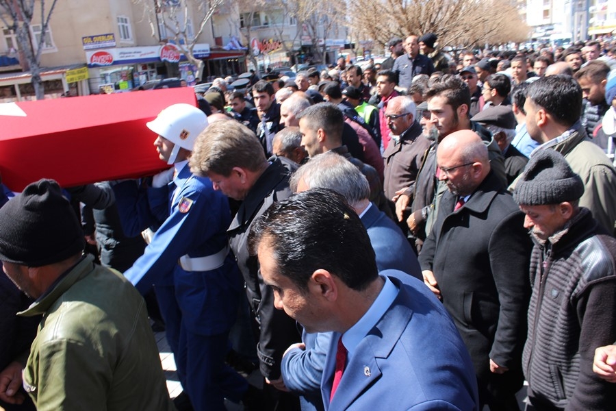 Karamanlı Asker Dualarla Son Yolculuğuna Uğurlandı 65
