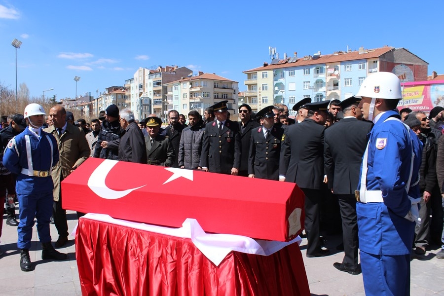 Karamanlı Asker Dualarla Son Yolculuğuna Uğurlandı 8