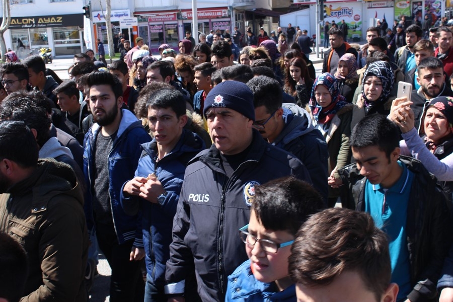 Karamanlı Asker Dualarla Son Yolculuğuna Uğurlandı 99