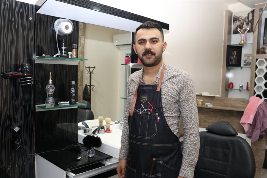 Karaman'da Muhtar Seçilirse Maaşını Okula Bağışlayacak 3