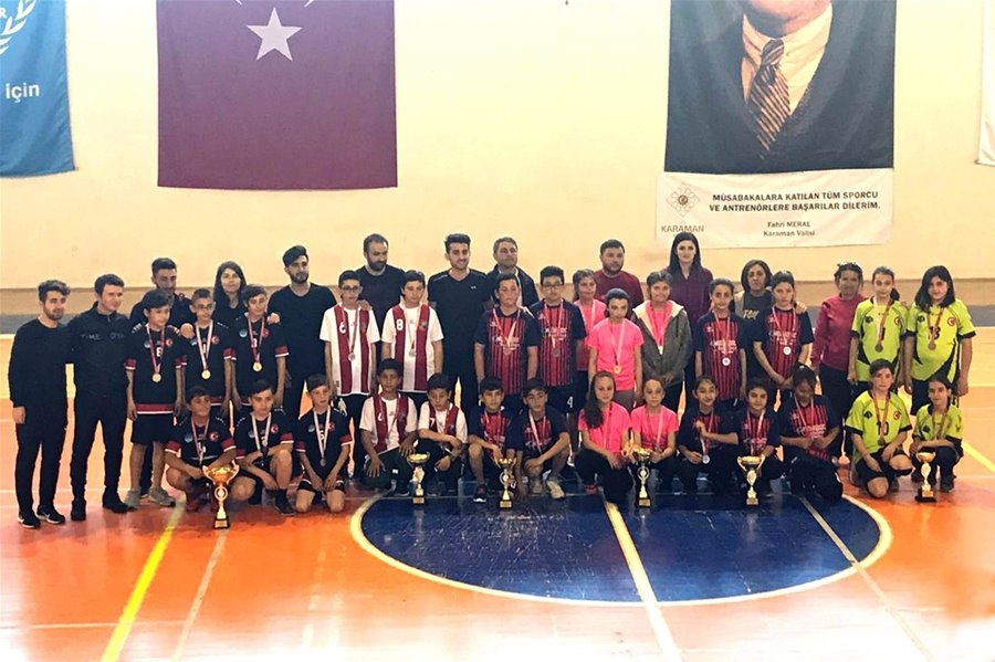 Karaman Okullar Arası Badminton Müsabakaları Sona Erdi 1