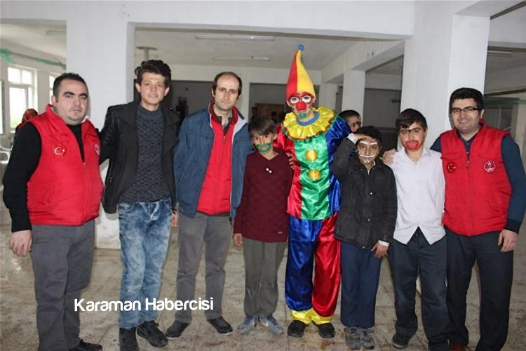 Karaman Gençlik Merkezi "Minik Kalplere Umut" Oldular 2