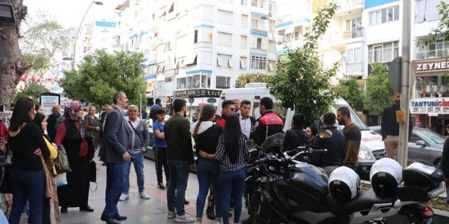 Antalya'da Mağazada Omuz Atma Kavgası Çıktı