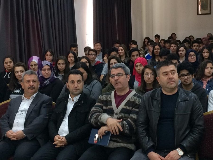 Karaman Lisesi Ünlü Hikayeci İle Buluştu 7