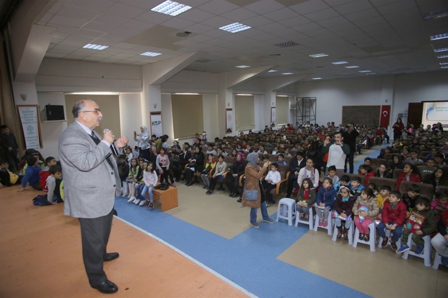 Karamanlı Çocuklar Yazar Yalvaç Ural'la Buluştu 1