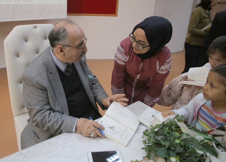 Karamanlı Çocuklar Yazar Yalvaç Ural'la Buluştu 4