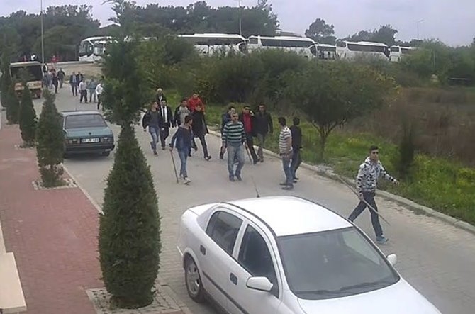 Antalya'da İranlı Turistler Ortalığı Birbirine Kattı 14