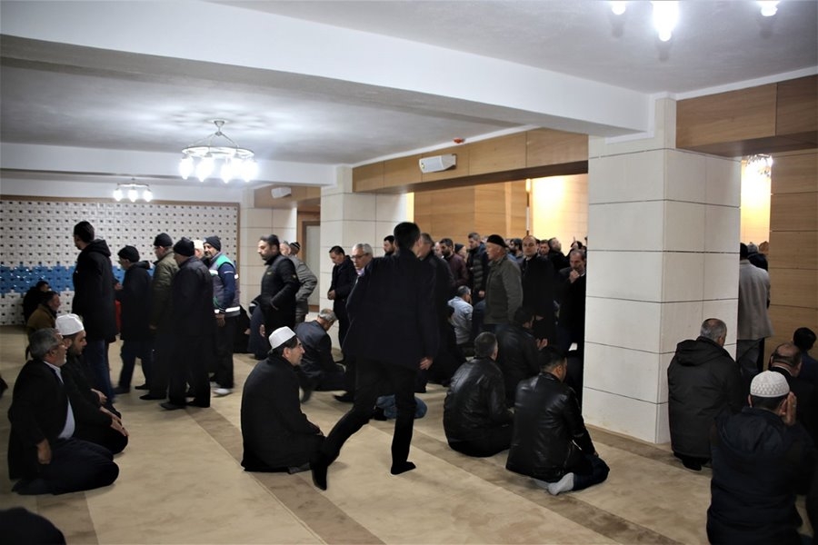 Karaman'da Yesevi Cami Cuma Namazı İle Birlikte İbadete Açıldı 10