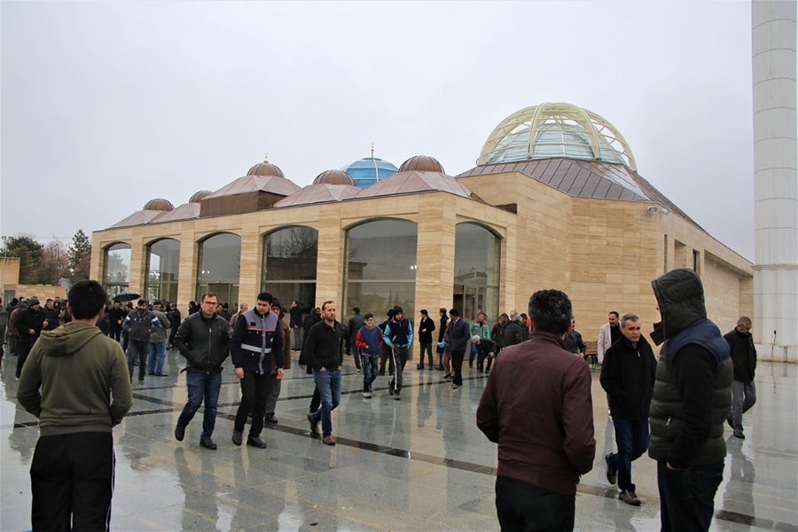 Karaman'da Yesevi Cami Cuma Namazı İle Birlikte İbadete Açıldı 11