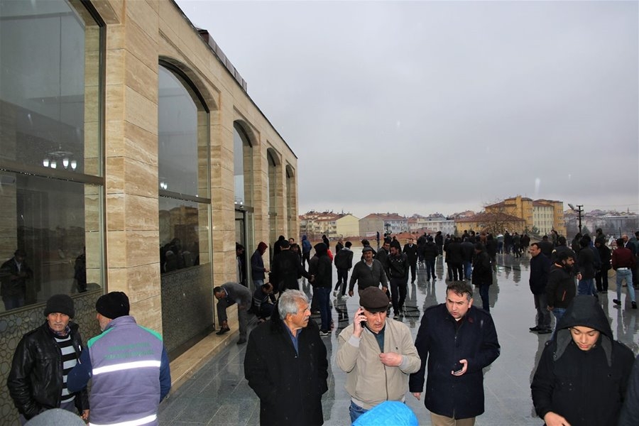 Karaman'da Yesevi Cami Cuma Namazı İle Birlikte İbadete Açıldı 12