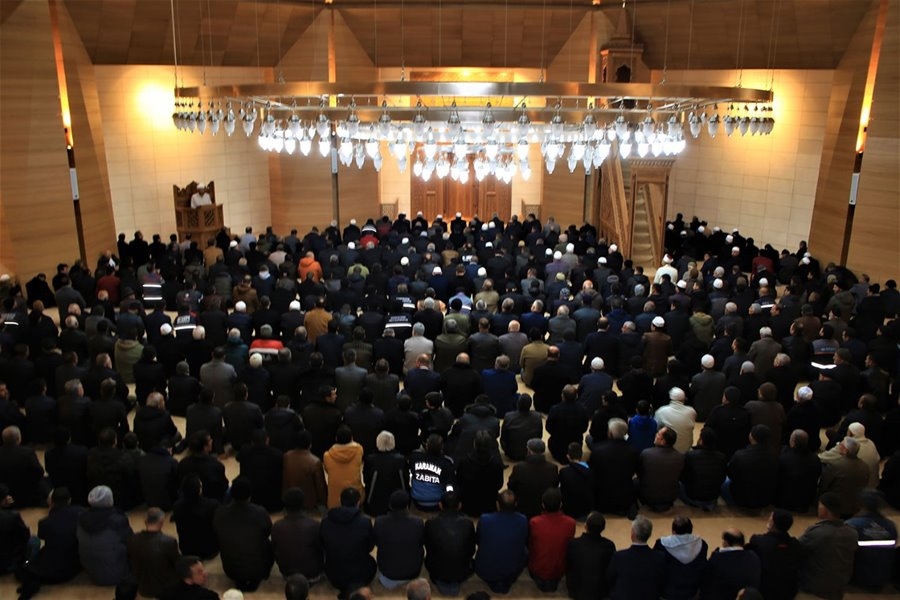 Karaman'da Yesevi Cami Cuma Namazı İle Birlikte İbadete Açıldı 7