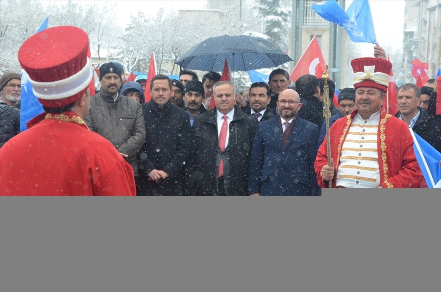 AK Parti İl Teşkilatı "Güçlü Karaman" Yürüyüşü Düzenledi 3