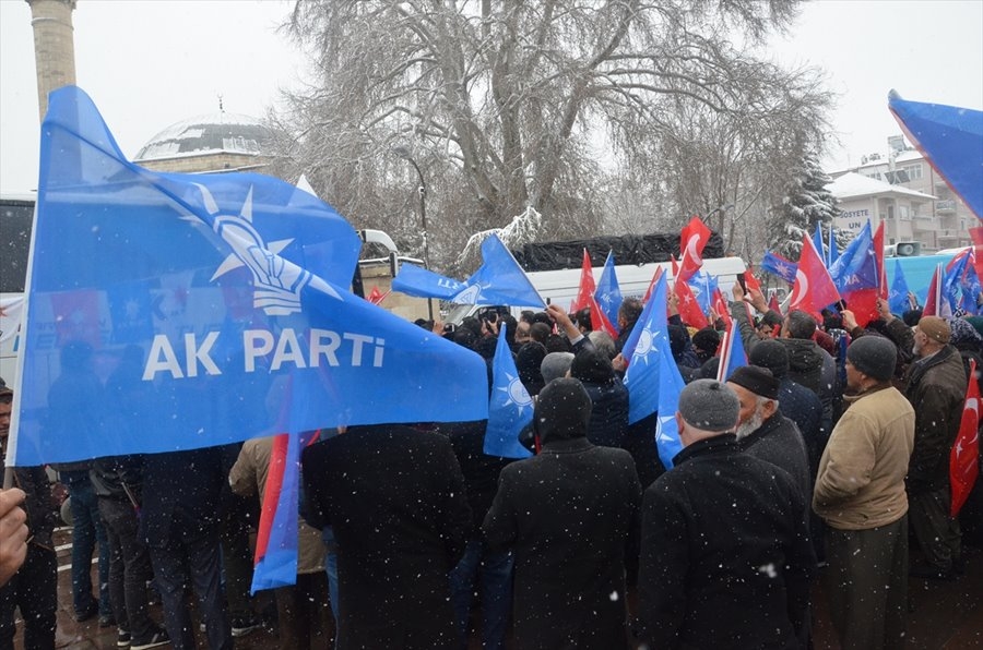 AK Parti İl Teşkilatı "Güçlü Karaman" Yürüyüşü Düzenledi 6