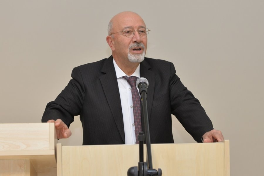 Karaman'da "Varoluşunu Gizleyen Varlık"Konulu Konferans Düzenlendi 1