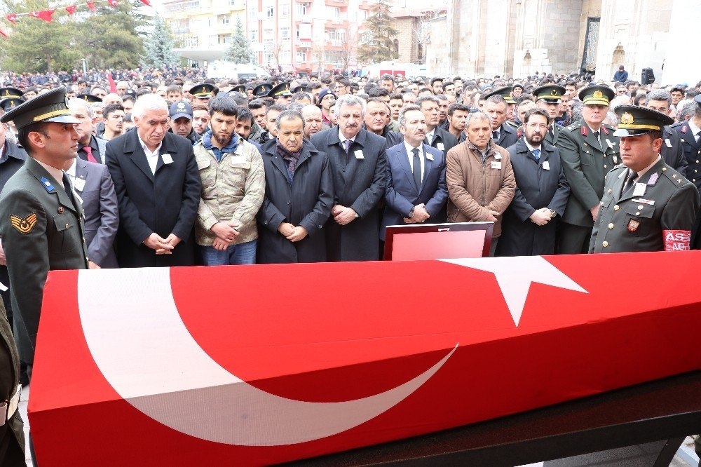 Aksaraylı Şehit Tekbirlerle Son Yolculuğuna Uğurlandı 12